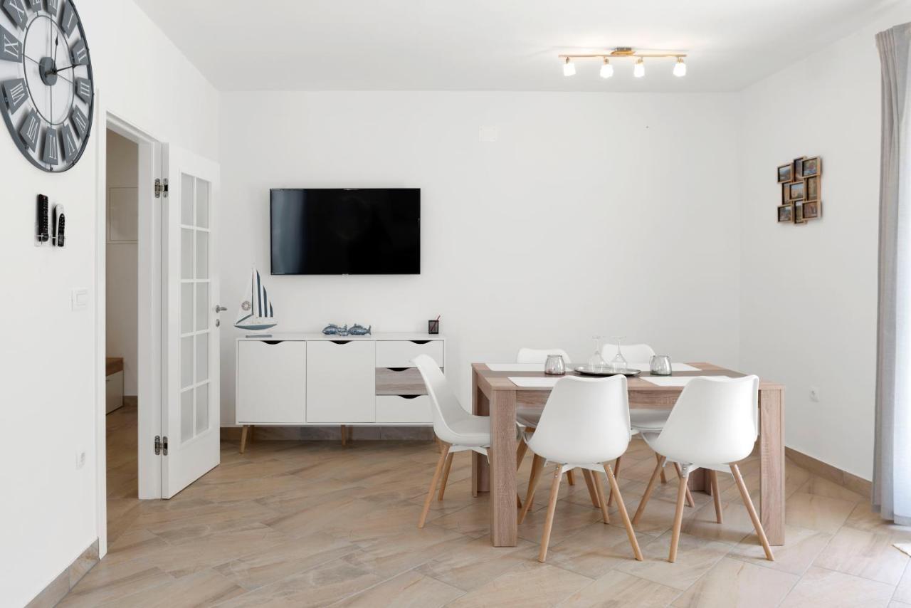 Aaa Anic Amazing Apartments Deluxe Сплит Экстерьер фото