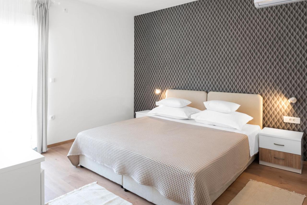 Aaa Anic Amazing Apartments Deluxe Сплит Экстерьер фото