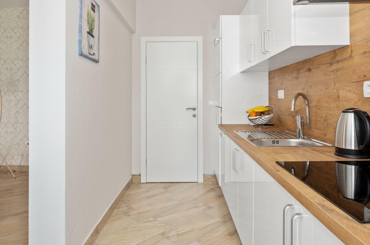 Aaa Anic Amazing Apartments Deluxe Сплит Экстерьер фото