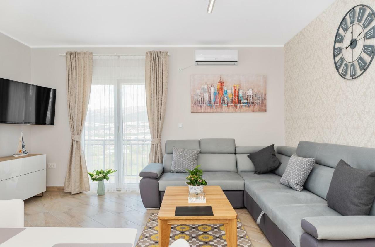 Aaa Anic Amazing Apartments Deluxe Сплит Экстерьер фото