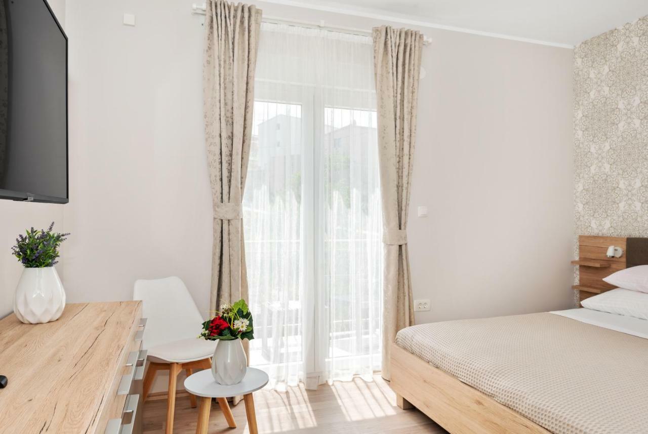 Aaa Anic Amazing Apartments Deluxe Сплит Экстерьер фото