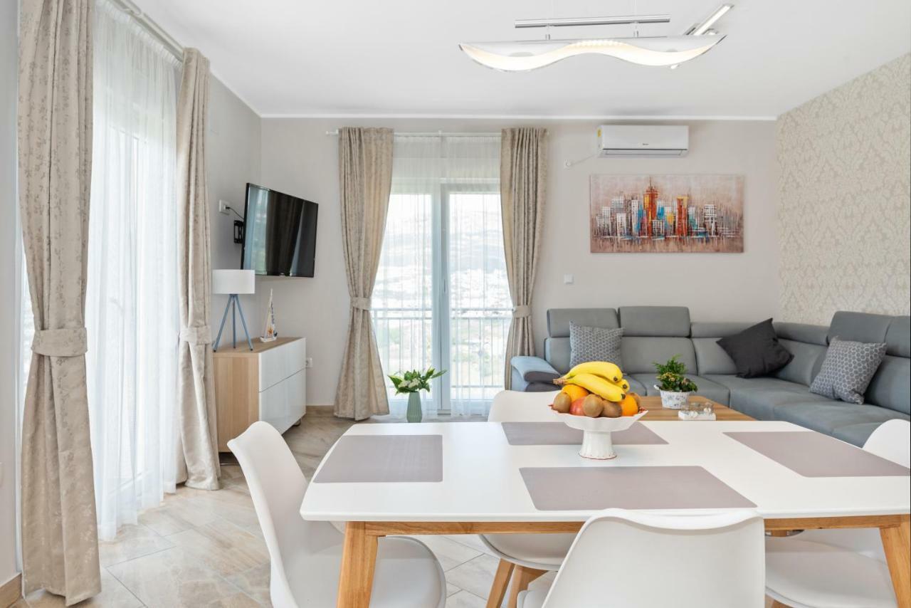 Aaa Anic Amazing Apartments Deluxe Сплит Экстерьер фото