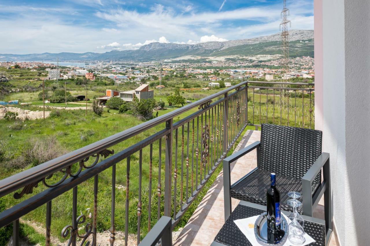 Aaa Anic Amazing Apartments Deluxe Сплит Экстерьер фото